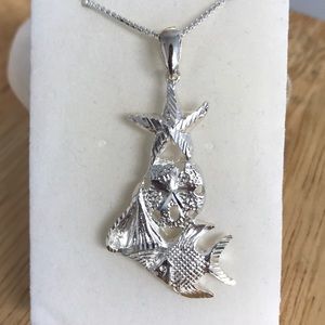 STERLING SILVER NAUTICAL DIAMOND CUT PENDANT NIB